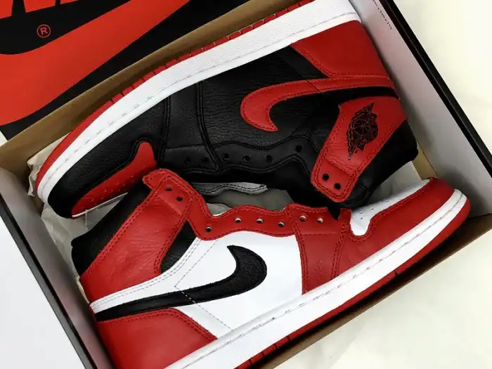 Cheap Air Jordan 1 Retro OG High Homage To Home 861428-061 0127