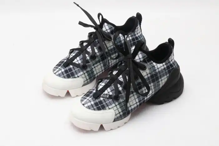 Affordable DR-CONNECT BLACK PLAID 0202